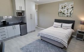 Guest Suite, Lorraine Port Elizabeth